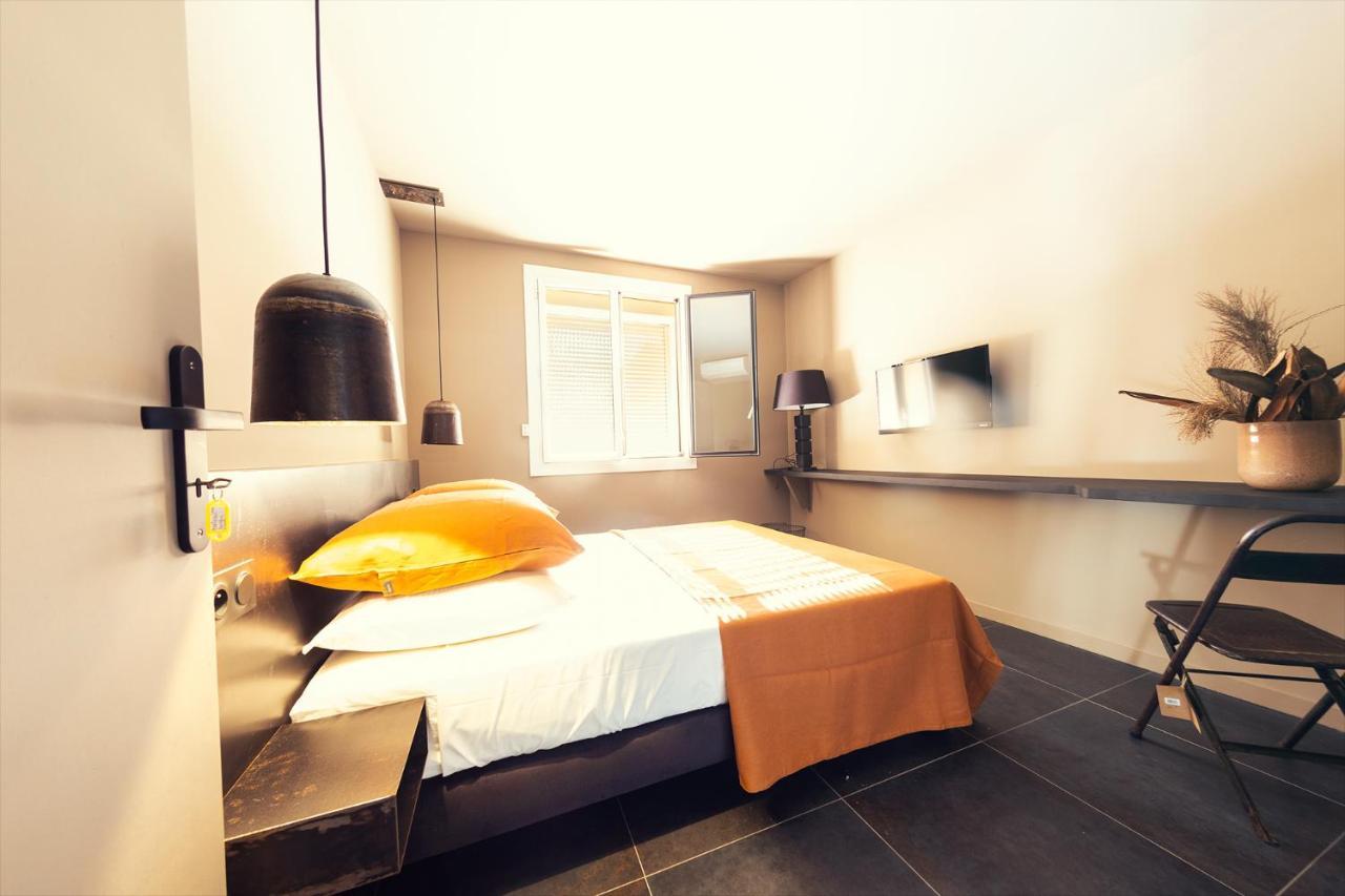 Bed and Breakfast El pati Thuir Exterior foto